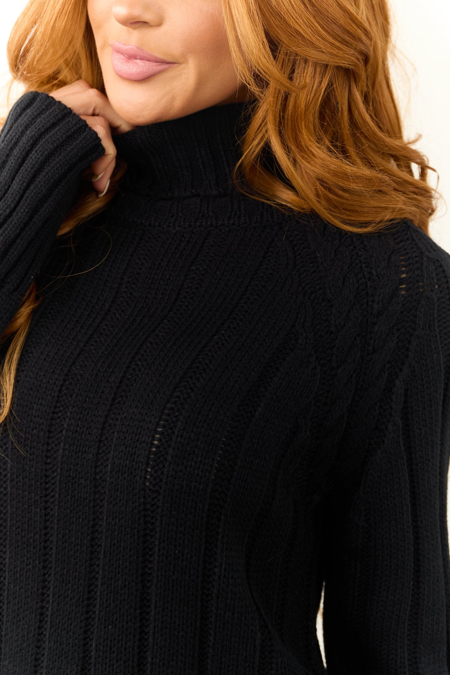 Black Cable Knit Cropped Sweater